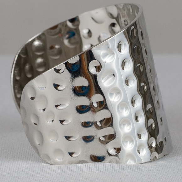 silver cuff - Picture 2 of 3